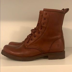 Frye Veronica Combat Boots Size 8